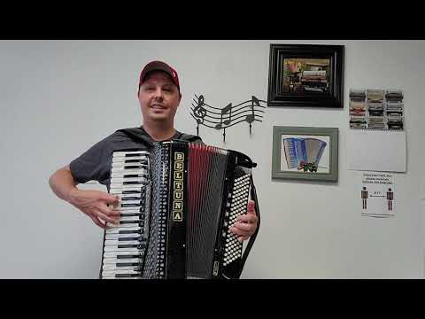 (SOLD!) - Beltuna Euro IV (MIDI) - VIDEO #2 - full size, pre-owned (Carnegie Accordion Company)