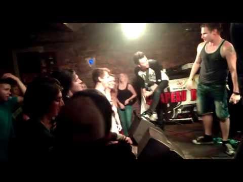 Break the Rules - Break the Rules - Chapeau Rouge Prague