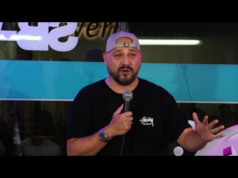 Die emotionalsten Ausländer - Costa Meronianakis | NightWash live