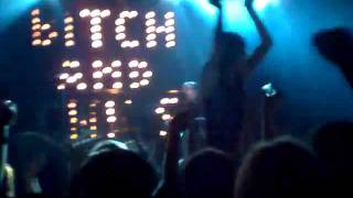 Bitch&Chips - Late Night Vibe live @ Futurum, Prague, 20.10.2011