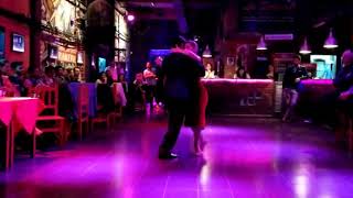 Agustin Rojas y Victoria Olivella - De vuelta - D' Arienzo - Echague