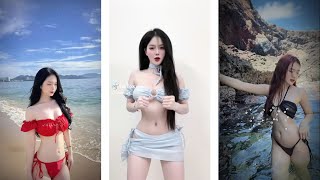 Những Cô Nàng Bikini ? 
