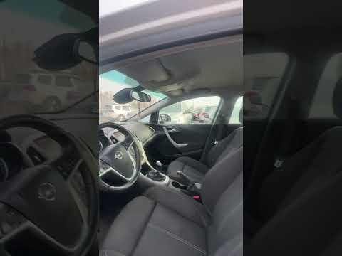 фото opel astra j 0