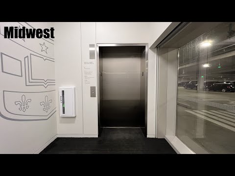 Midwest Hydraulic Elevator at the Sumers Welcome Center - WU - St. Louis, MO
