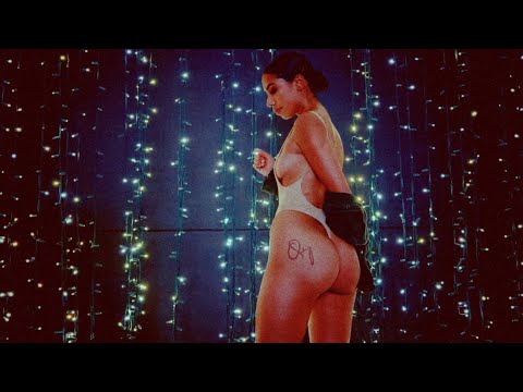 download lagu mp3 mp4 Quincy Late Night Flex, download lagu Quincy Late Night Flex gratis, unduh video klip Quincy Late Night Flex