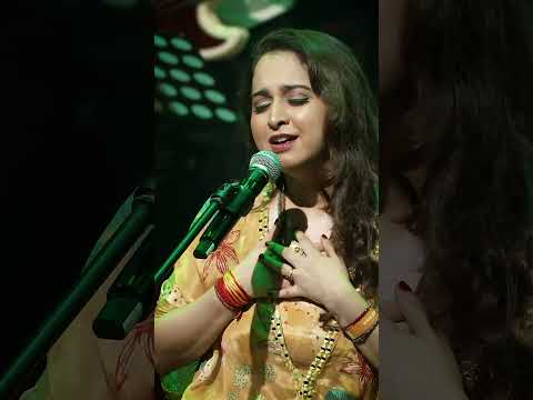 Lag Ja Gale - Prajakta Shukre live