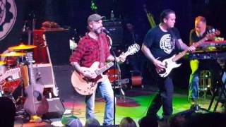 Lucero - Young Outlaws (Live)