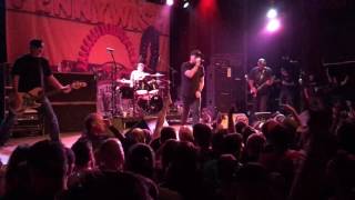 Pennywise performing &quot;Waste of Time&quot; @ The Ogden Theatre (Denver, CO) 10/5/16