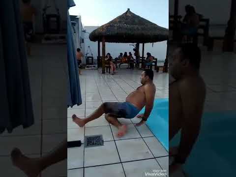 Caindo que nem bosta