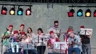 SOUP Community Ukulele Club of North London - Ghost Chickens In The Sky