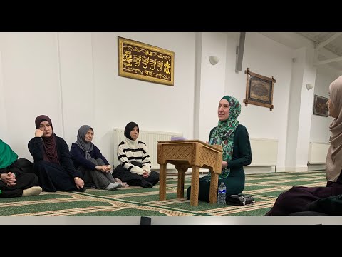 Hafiza Azra Omerbegović - O vjernici, čuvajte sebe i porodice svoje od vatre…