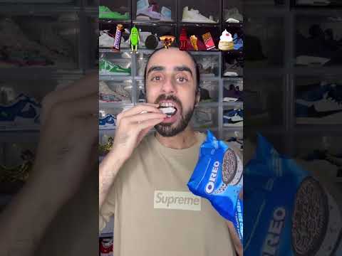 Food ASMR Eating the World’s Biggest Snickers Bar #asmr #food #eating #asmreating #eatingsounds