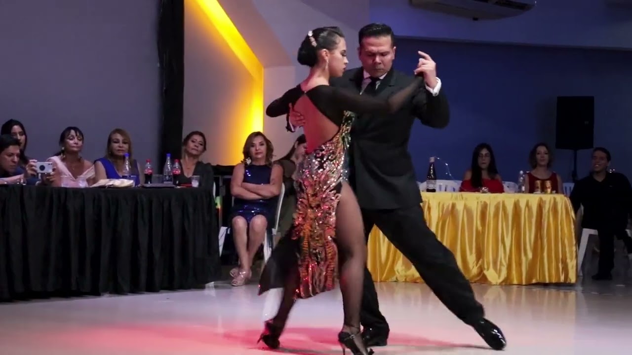 Video thumbnail for Paulina Mejía y Sebastián Arce - Chiqué, Osvaldo Pugliese