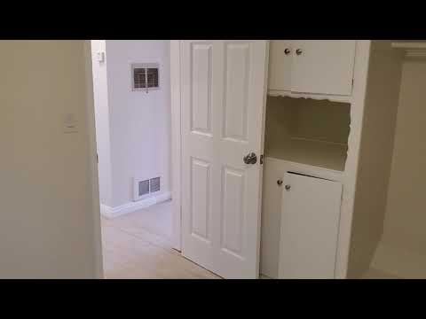 9824 3/4 Paramount Downey