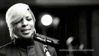 Mary J Blige - Live Performance of Therapy and Not Loving You