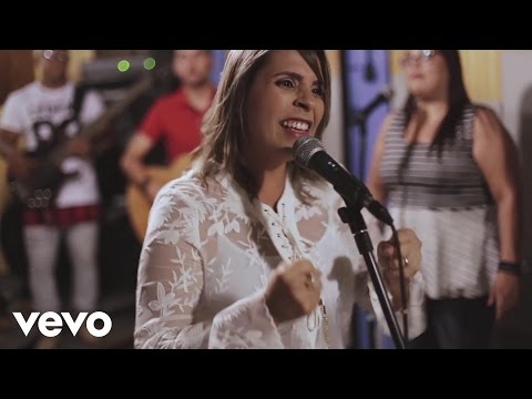 Em Ti Jesus - Raquel Miranda