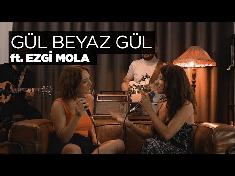 Gül Beyaz Gül (ft. Ezgi Mola) - Zeynep Bastık