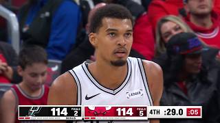 Victor Wembanyama - Stephon Castle - Luke Kornet - San Antonio Spurs - Chicago Bulls