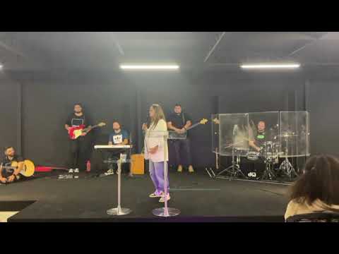 PREGAÇÃO isadora Pompeo mais testemunho 11/04/21 Elcana Church