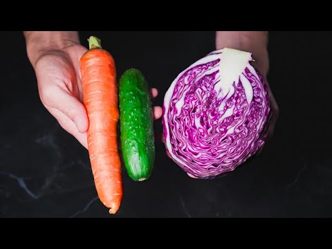 Red cabbage, carrots and cucumber and dinner is ready. Recipe in 10 minutes. Quick Recipe