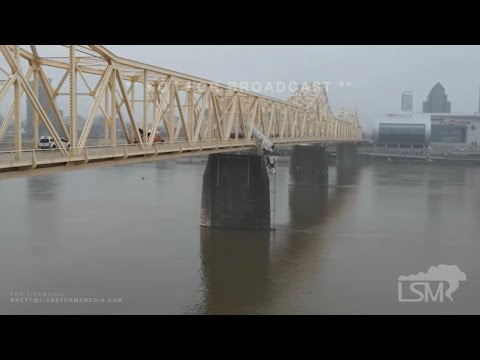 03-01-2024 Louisville, KY - Semi-Truck Dangling Off Bridge