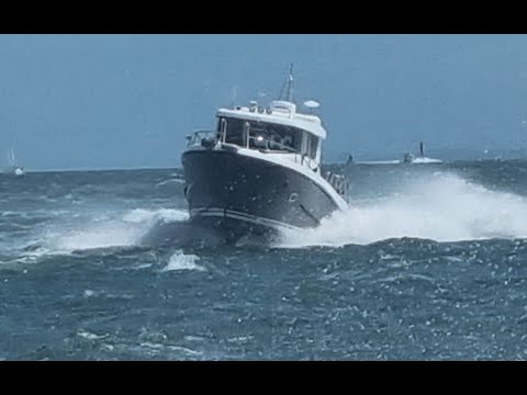 Sargo 33 Sherpa in some Solent rough stuff!