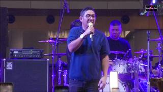 Download lagu Luka Disini, Laguku, Sayang - Ungu - At Summarecon Mall Kelapa Gading 2026 mp3 Download lagu Luka Disini, Laguku, Sayang - Ungu - At Summarecon Mall Kelapa Gading 2026 mp3