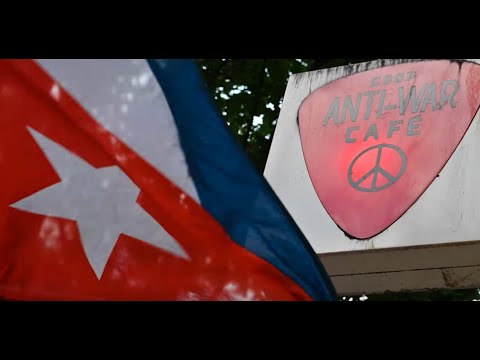 Video Thumbnail: Interview mit Heinrich Bücker im Anti-War Café Berlin