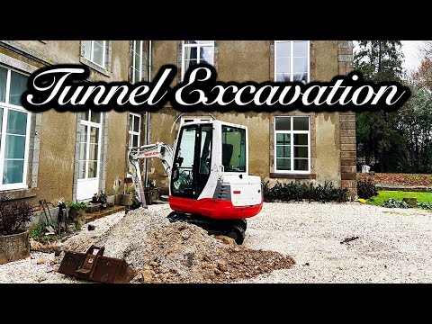 Excavating  Secret Tunnels Hidden under the Chateau- Chateau Life 🏰 EP 248