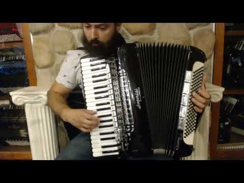 5584 - Imperial Chicago Custom Built Piano Accordion LMMH 41 120 $1999