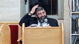 8 באפריל 2024 (רדיו כל האמת) - התמונה מוצגת ישירות מתוך אתר האינטרנט יוטיוב. זכויות היוצרים בתמונה שייכות ליוצרה. קישור קרדיט למקור התוכן נמצא בתוך דף הסרטון