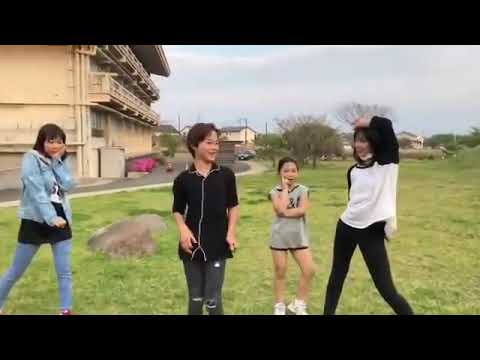 pre-debut Ni-ko dancing twice TT