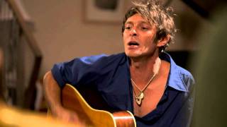 Extra: Liars and Saints perform &quot;Caroline&quot;