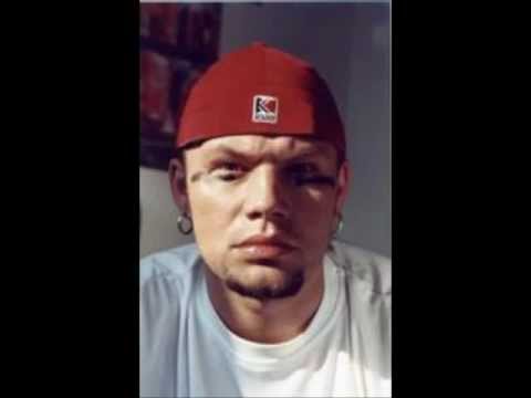 Karramba - Dzieci gorszego Boga (ft. Izol)