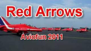 preview picture of video 'RAF Red Arrows - Aviofun 2011.wmv'