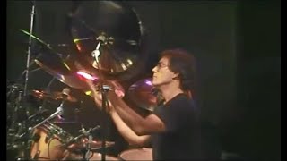 Sting with Vinnie Colaiuta - Driven to Tears (live) 1991