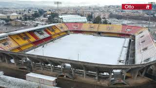 la-magia-della-neve-sullo-stadio-ciro-vigorito