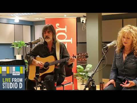 Larry Campbell & Teresa Williams - Darling, Be Home Soon