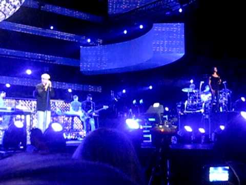 Xavier Naidoo feat. Cassandra Steen - Bitte hör nicht auf zu träumen - live in Leipzig 4.12.2009