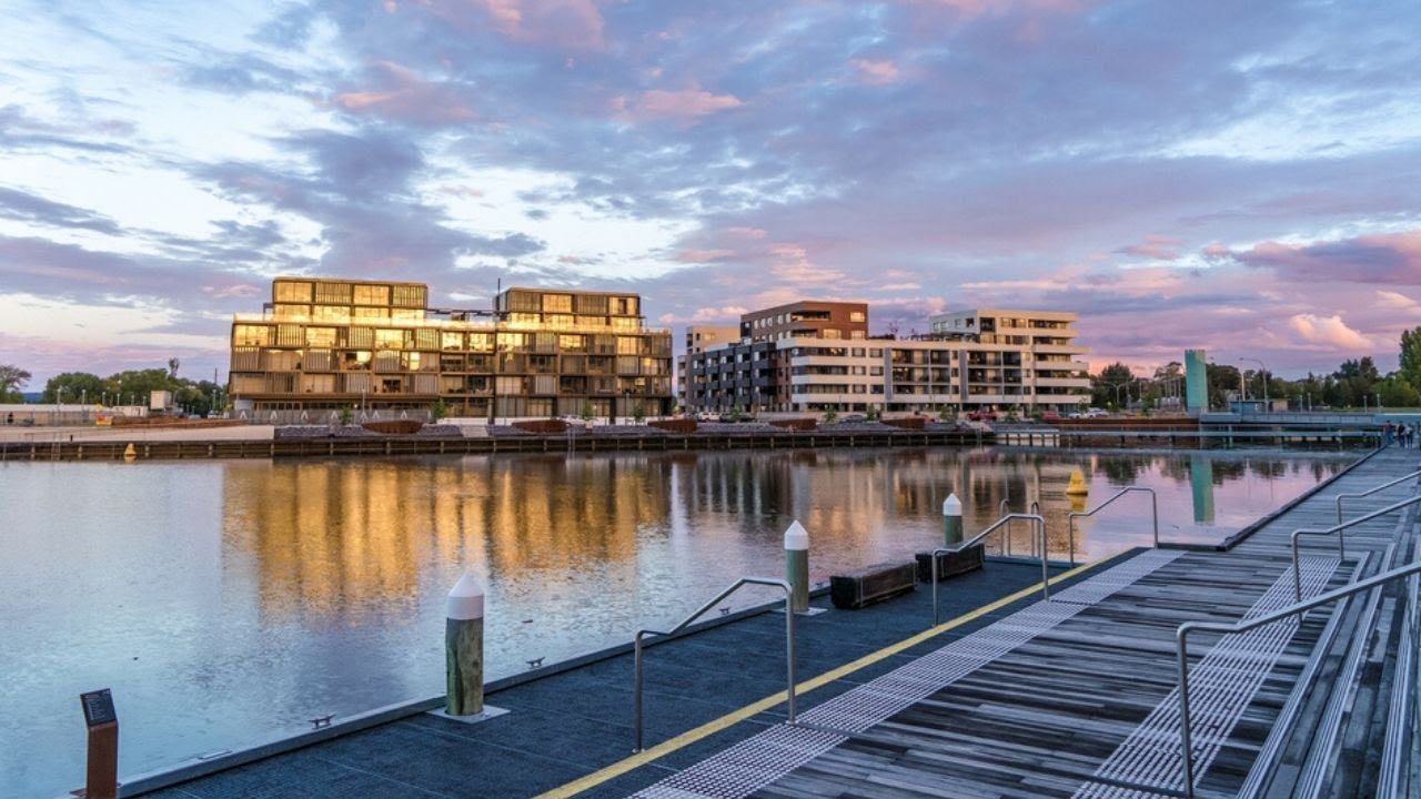 Explore Canberra’s suburbs