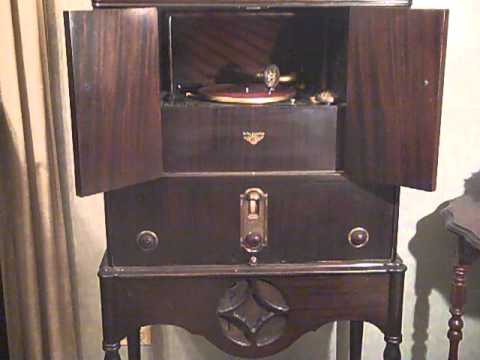 SAM LANIN ARTHUR HALL RED NICHOLS - I'M SITTING ON TOP OF THE WORLD - ROARING 20'S VICTROLA RADIOLA