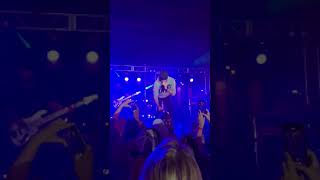Dozen Roses and a Six Pack/ Broke Down - Cole Swindell (Live)