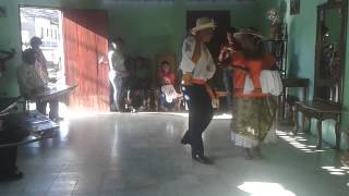 preview picture of video 'Baile de Marimbas, Nicaragua, Diriomo, Inditas Cantoras.'