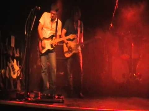 Bounce Paddock Club Hahn