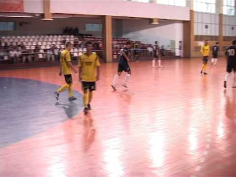 SPORT / Ştire Etv - Antrenament cu public ! | 07.10.2013