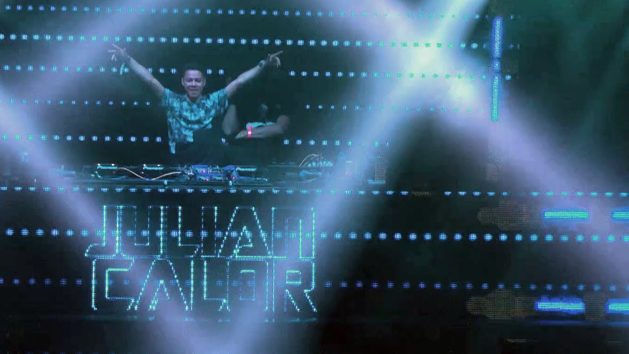 Julian Calor - Live @ Creamfields 2014