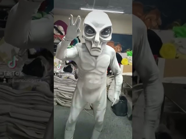 Vídeo relacionado con NIWWIN 3 piezas Gafas de alien, gafas de disfraz de extraterrestre, gafas de sol decorativas para fiestas, accesorios fotográficos para regalos de fiesta de cosplay, carnaval.