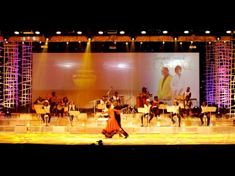 Chandimal Fernando - "Mal Pibidena Live Duet" Sung by Sachini Peiris & Chandana / 2013