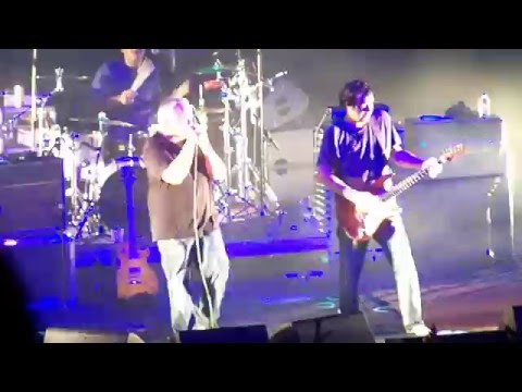 Ween - Don't Get 2 Close (2 My Fantasy) Live at Terminal 5 NYC Night 1 4/14/2016