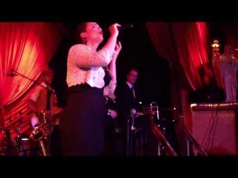 Caro Emerald - The wonderful in you (live - release)